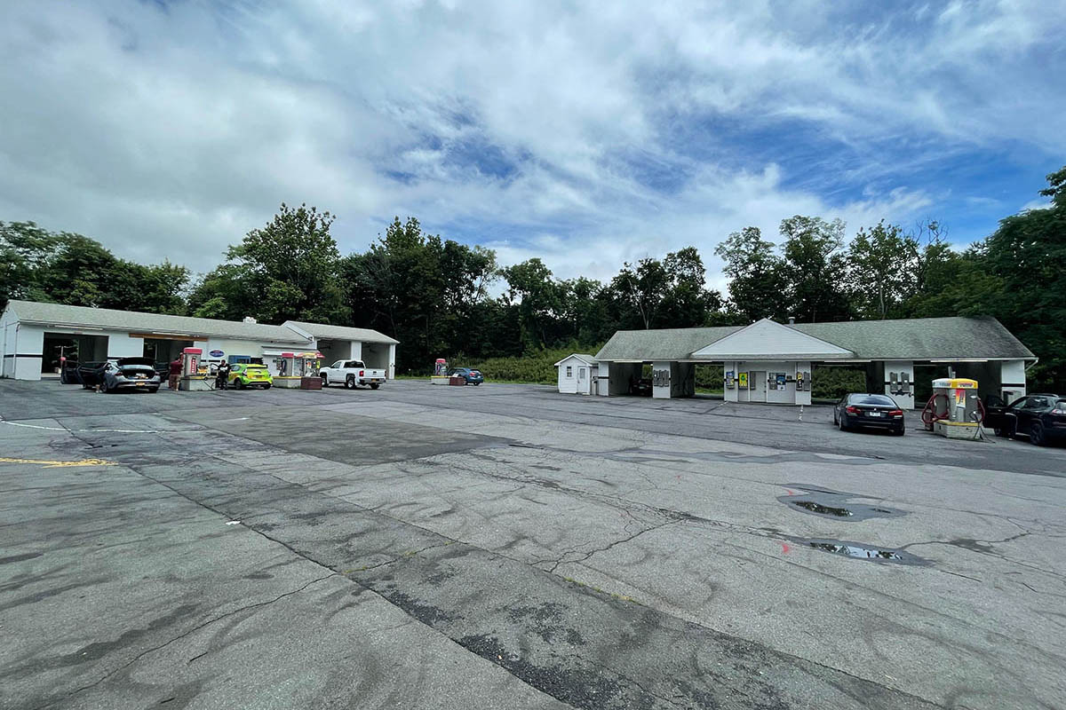 24Hour Car Wash SelfServe Vacuums Newburgh, New York