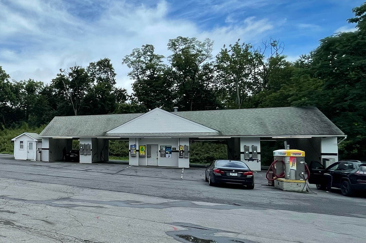 24Hour Car Wash SelfServe Vacuums Newburgh, New York
